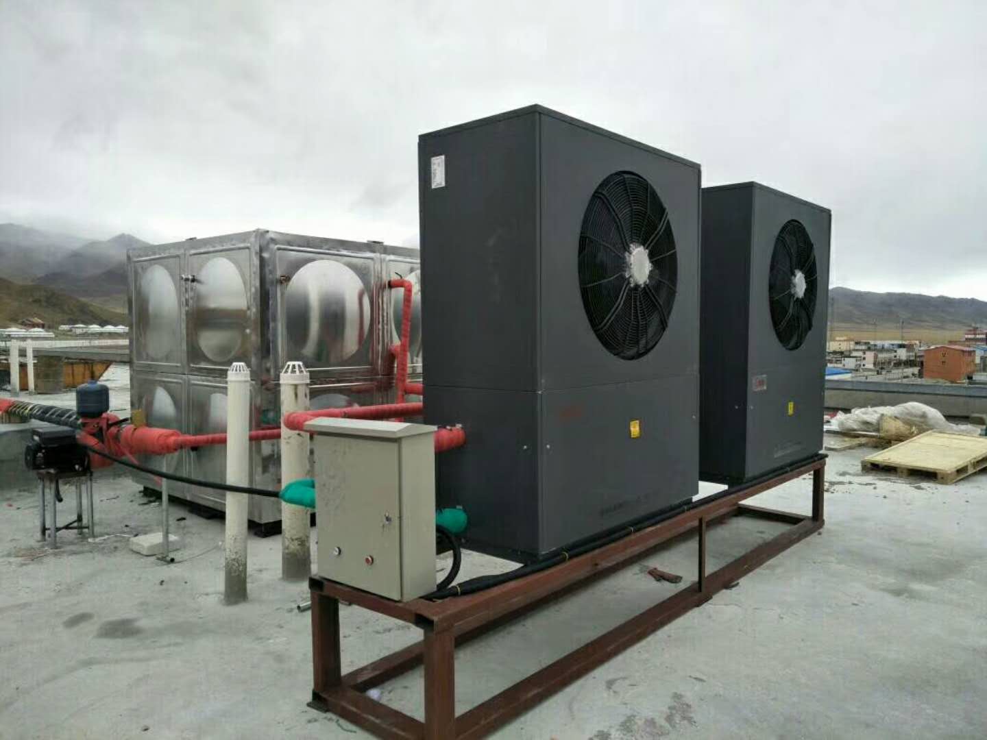 �½����͜ؿ՚�Դ��ò�ů��ˮ���̰���֮���o�h�����������(zh��n)���~�Ƶ�